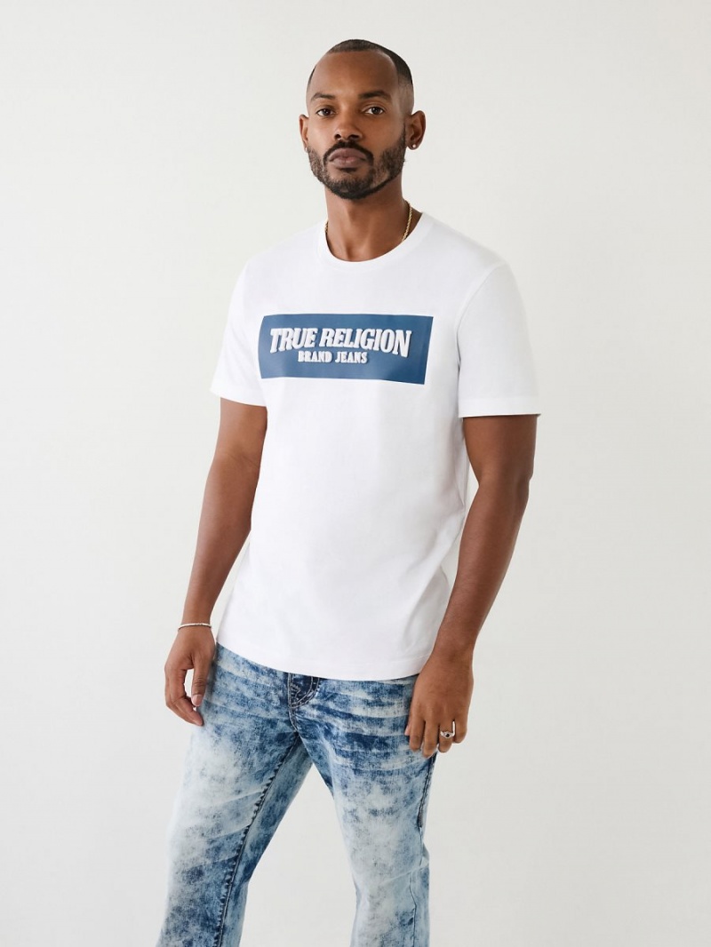 Camiseta True Religion Embossed Arch Logo Blancas | 28BAUGONX